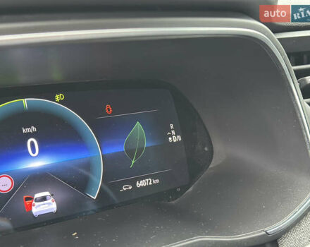 Білий Рено Зое, об'ємом двигуна 0 л та пробігом 64 тис. км за 12499 $, фото 12 на Automoto.ua
