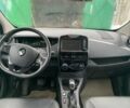 Белый Рено Зое, объемом двигателя 0 л и пробегом 159 тыс. км за 8999 $, фото 14 на Automoto.ua