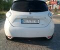 Белый Рено Зое, объемом двигателя 0 л и пробегом 137 тыс. км за 10000 $, фото 4 на Automoto.ua