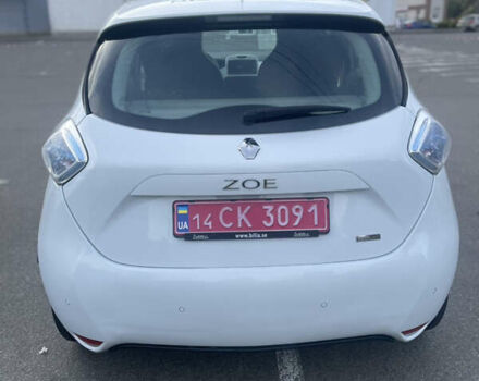 Белый Рено Зое, объемом двигателя 0 л и пробегом 145 тыс. км за 9700 $, фото 17 на Automoto.ua