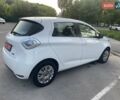 Белый Рено Зое, объемом двигателя 0 л и пробегом 42 тыс. км за 9900 $, фото 6 на Automoto.ua
