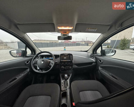 Білий Рено Зое, об'ємом двигуна 0 л та пробігом 103 тис. км за 9700 $, фото 14 на Automoto.ua