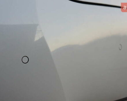 Белый Рено Зое, объемом двигателя 0 л и пробегом 159 тыс. км за 8950 $, фото 13 на Automoto.ua