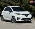 Белый Рено Зое, объемом двигателя 0 л и пробегом 44 тыс. км за 12999 $, фото 2 на Automoto.ua