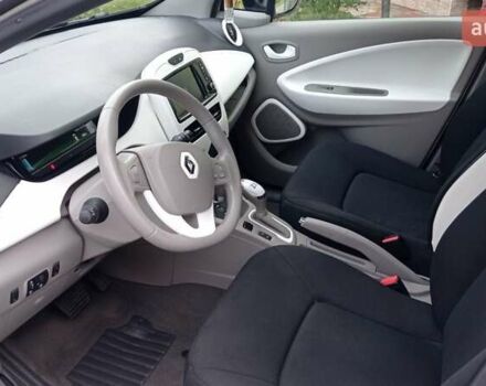 Рено Зое 2019 в Львове на Automoto.ua Белый Рено Зое, объемом двигателя 0 л и пробегом 77 тыс. км за 8200 $, фото 3 на Automoto.ua