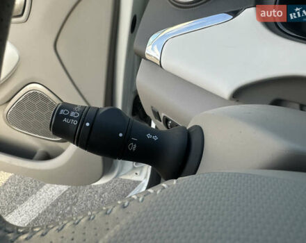 Белый Рено Зое, объемом двигателя 0 л и пробегом 27 тыс. км за 11500 $, фото 16 на Automoto.ua