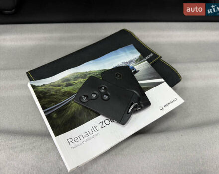 Белый Рено Зое, объемом двигателя 0 л и пробегом 21 тыс. км за 9950 $, фото 37 на Automoto.ua