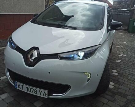 Белый Рено Зое, объемом двигателя 0 л и пробегом 48 тыс. км за 11850 $, фото 20 на Automoto.ua
