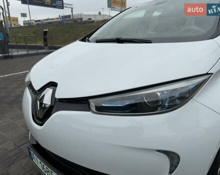 Белый Рено Зое, объемом двигателя 0 л и пробегом 40 тыс. км за 9999 $, фото 16 на Automoto.ua
