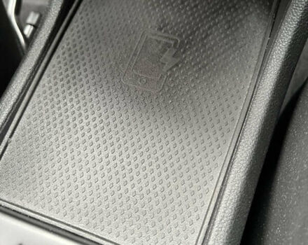 Белый Рено Зое, объемом двигателя 0 л и пробегом 64 тыс. км за 11450 $, фото 26 на Automoto.ua