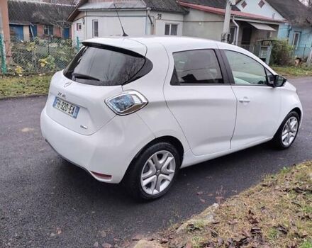 Білий Рено Зое, об'ємом двигуна 0 л та пробігом 93 тис. км за 9399 $, фото 7 на Automoto.ua