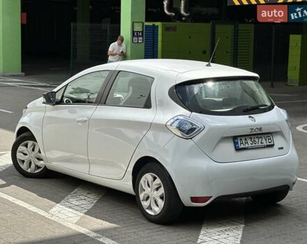Белый Рено Зое, объемом двигателя 0 л и пробегом 59 тыс. км за 10500 $, фото 1 на Automoto.ua