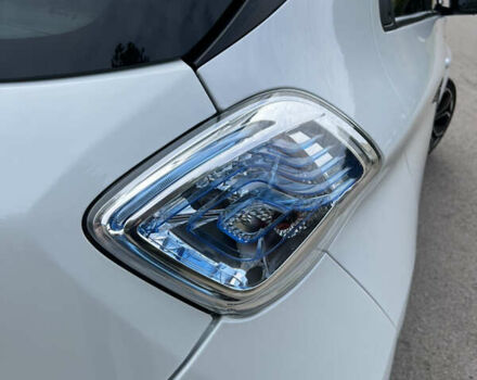 Рено Зое 2019 в Луцке на Automoto.ua Белый Рено Зое, объемом двигателя 0 л и пробегом 70 тыс. км за 11400 $, фото 24 на Automoto.ua