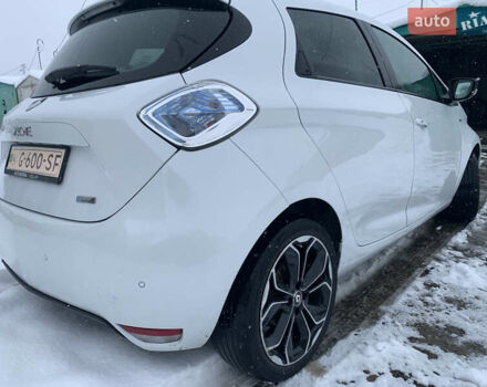 Белый Рено Зое, объемом двигателя 0 л и пробегом 159 тыс. км за 9200 $, фото 5 на Automoto.ua