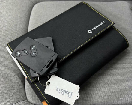 Білий Рено Зое, об'ємом двигуна 0 л та пробігом 76 тис. км за 9500 $, фото 33 на Automoto.ua