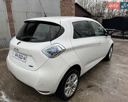 Белый Рено Зое, объемом двигателя 0 л и пробегом 150 тыс. км за 7550 $, фото 8 на Automoto.ua