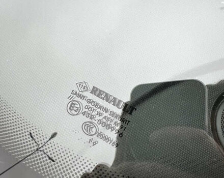 Білий Рено Зое, об'ємом двигуна 0 л та пробігом 109 тис. км за 8900 $, фото 9 на Automoto.ua