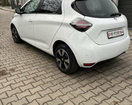 Белый Рено Зое, объемом двигателя 0 л и пробегом 64 тыс. км за 11450 $, фото 3 на Automoto.ua