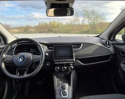 Белый Рено Зое, объемом двигателя 0 л и пробегом 25 тыс. км за 11600 $, фото 15 на Automoto.ua