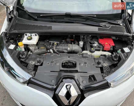 Рено Зое 2019 в Дрогобыче на Automoto.ua Белый Рено Зое, объемом двигателя 0 л и пробегом 90 тыс. км за 8499 $, фото 75 на Automoto.ua