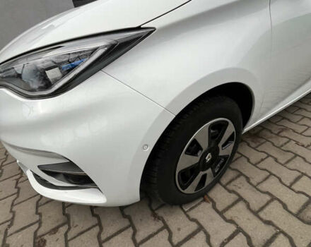 Белый Рено Зое, объемом двигателя 0 л и пробегом 64 тыс. км за 11450 $, фото 5 на Automoto.ua