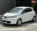Белый Рено Зое, объемом двигателя 0 л и пробегом 59 тыс. км за 10500 $, фото 3 на Automoto.ua