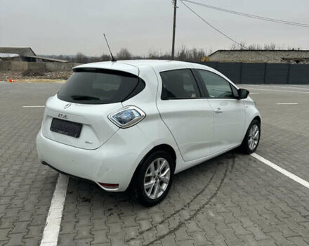 Білий Рено Зое, об'ємом двигуна 0 л та пробігом 103 тис. км за 9700 $, фото 5 на Automoto.ua