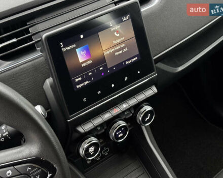 Белый Рено Зое, объемом двигателя 0 л и пробегом 68 тыс. км за 11499 $, фото 24 на Automoto.ua