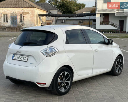 Белый Рено Зое, объемом двигателя 0 л и пробегом 84 тыс. км за 10300 $, фото 18 на Automoto.ua
