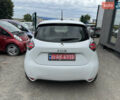 Белый Рено Зое, объемом двигателя 0 л и пробегом 140 тыс. км за 12000 $, фото 3 на Automoto.ua
