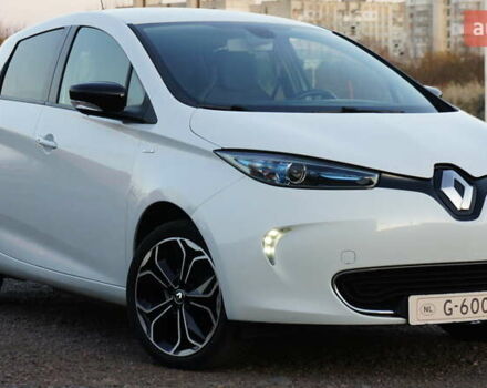 Белый Рено Зое, объемом двигателя 0 л и пробегом 159 тыс. км за 8950 $, фото 4 на Automoto.ua