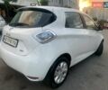Белый Рено Зое, объемом двигателя 0 л и пробегом 29 тыс. км за 10500 $, фото 24 на Automoto.ua