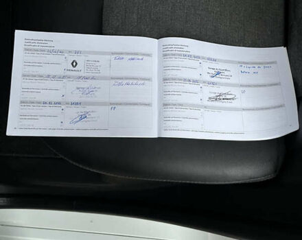 Белый Рено Зое, объемом двигателя 0 л и пробегом 64 тыс. км за 11450 $, фото 36 на Automoto.ua