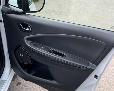 Рено Зое 2019 в Луцке на Automoto.ua Белый Рено Зое, объемом двигателя 0 л и пробегом 70 тыс. км за 11400 $, фото 27 на Automoto.ua