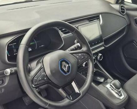 Білий Рено Зое, об'ємом двигуна 0 л та пробігом 25 тис. км за 11500 $, фото 10 на Automoto.ua