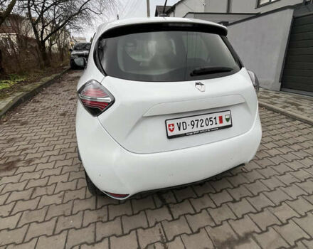 Белый Рено Зое, объемом двигателя 0 л и пробегом 64 тыс. км за 11450 $, фото 8 на Automoto.ua
