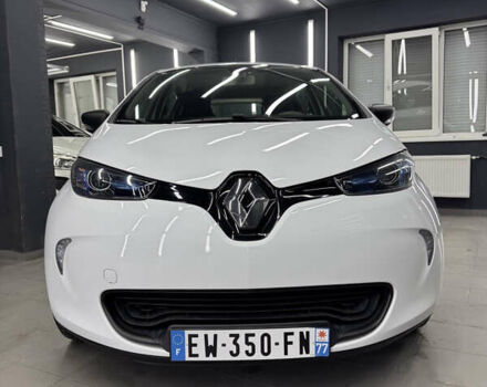 Белый Рено Зое, объемом двигателя 0 л и пробегом 47 тыс. км за 9200 $, фото 1 на Automoto.ua