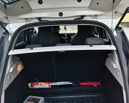 Білий Рено Зое, об'ємом двигуна 0 л та пробігом 70 тис. км за 12000 $, фото 12 на Automoto.ua