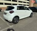 Белый Рено Зое, объемом двигателя 0 л и пробегом 94 тыс. км за 13300 $, фото 16 на Automoto.ua