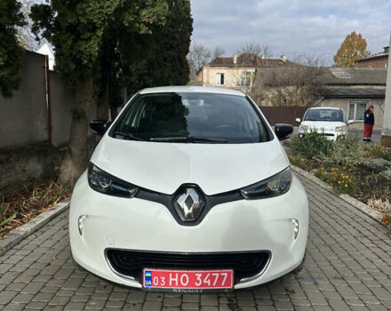Білий Рено Зое, об'ємом двигуна 0 л та пробігом 102 тис. км за 9500 $, фото 2 на Automoto.ua