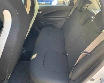 Белый Рено Зое, объемом двигателя 0 л и пробегом 62 тыс. км за 9399 $, фото 16 на Automoto.ua