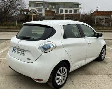 Белый Рено Зое, объемом двигателя 0 л и пробегом 140 тыс. км за 8550 $, фото 5 на Automoto.ua