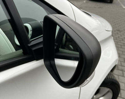 Білий Рено Зое, об'ємом двигуна 0 л та пробігом 109 тис. км за 8900 $, фото 17 на Automoto.ua