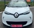 Белый Рено Зое, объемом двигателя 0 л и пробегом 93 тыс. км за 9999 $, фото 5 на Automoto.ua