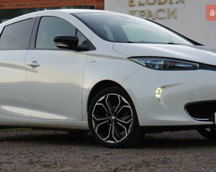 Белый Рено Зое, объемом двигателя 0 л и пробегом 159 тыс. км за 8950 $, фото 3 на Automoto.ua