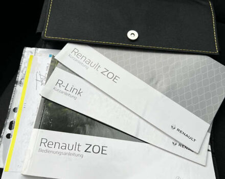 Білий Рено Зое, об'ємом двигуна 0 л та пробігом 109 тис. км за 8900 $, фото 43 на Automoto.ua