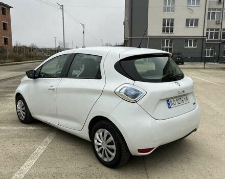 Белый Рено Зое, объемом двигателя 0 л и пробегом 140 тыс. км за 8550 $, фото 3 на Automoto.ua