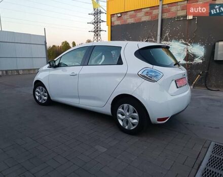 Рено Зое 2019 в Луцке на Automoto.ua Белый Рено Зое, объемом двигателя 0 л и пробегом 65 тыс. км за 10200 $, фото 24 на Automoto.ua