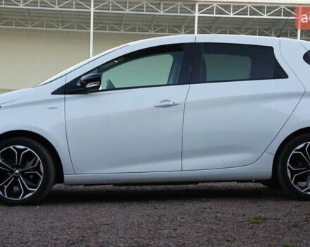 Белый Рено Зое, объемом двигателя 0 л и пробегом 159 тыс. км за 8950 $, фото 6 на Automoto.ua
