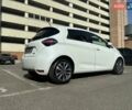 Белый Рено Зое, объемом двигателя 0 л и пробегом 94 тыс. км за 13300 $, фото 17 на Automoto.ua